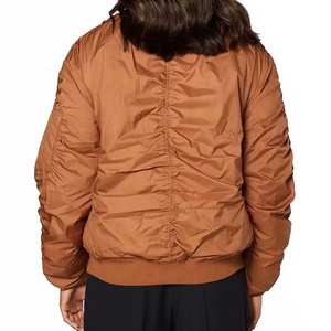 Chaqueta Bomber Personalizada para Mujer, Chaquetas Acolchadas Bomber Personalizadas para Mujer, Venta al por Mayor 2026 - Product Image 2