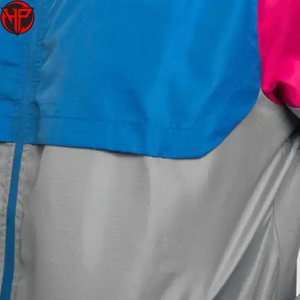 Chaqueta cortavientos personalizada deportiva para correr, chaqueta cortavientos reflectante ligera e impermeable para hombre - Product Image 5