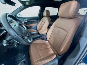Usado cuidadosamente 2023 Audi e-tron Premium Plus 4dr SUV AWD - Product Image 4