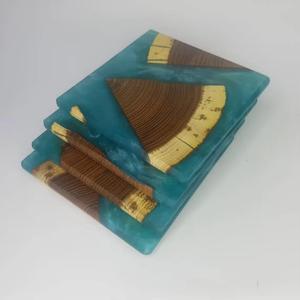 Posavasos para servir té de estilo clásico, posavasos multifuncionales de resina epoxi y madera de acacia, vajilla de pago, posavasos para el hogar y la cocina - Product Image 1