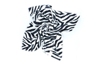 Kartela Zebra Printed Customized Size Eco-Friendly Microfiber Cleaning Cloth for Table Use in Home Kitchen & Vehicle - Product Image 3