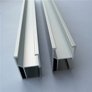 Rails de montage en aluminium de précision pour systèmes photovoltaïques - Product Image 2