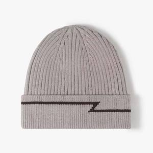 Bonnet tricoté pour adultes de haute qualité avec bonnet unisexe personnalisé Chapeaux à revers d'hiver avec logo personnalisé brodé - Product Image 2