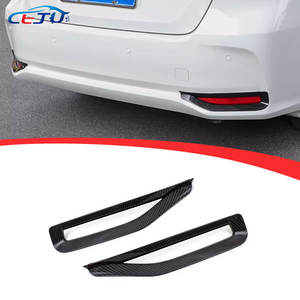 Tapas de cubierta de lámpara de luz antiniebla de parachoques trasero de coche con aspecto de carbono ABS negro brillante para Toyota Sprinter Corolla <span class=keywords><strong>Altis</strong></span> Sedan E210 2020-2025 - Product Image 1