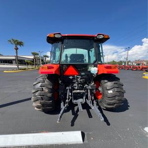 Compre el tractor Kubota M7060 de primera calidad, entrega rápida, motor de alta eficiencia, fiable para trabajos agrícolas pesados - Product Image 3