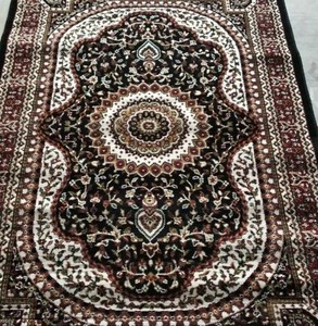 Tapis Kashmiri brodé par conceptions personnalisées Tapis Kashmiri pour la maison et l'hôtel de l'exportateur et le fournisseur indien - Product Image 3