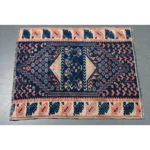 Petit tapis turc de 2,4 x 2,8 pieds, tapis persan vintage bleu et rouge en laine - Product Image 3