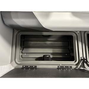 Pontón de Pesca Deportiva Sun Tracker Sportfish 22 Base 2026, 115 HP, Gasolina, Embarcación de Pesca Resistente - Product Image 5