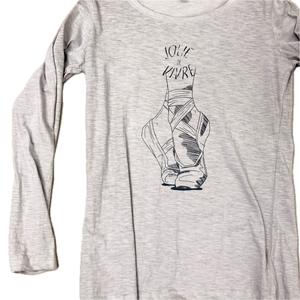 T-shirt sérigraphié pour jeunes femmes Logo personnalisé Compression haut sans couture haute élasticité Slim-Fit sans couture T-Shirt Gym femme t-shirts - Product Image 4