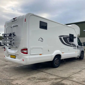 Autocaravana Usada ALCOVE Swift Edge 476 Blanca, RV de Lujo con Piso Acrílico, Capacidad para 4-6 Personas, Emisión Euro 5, Carga Útil de 11000 kg - Product Image 1