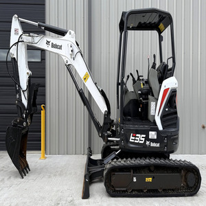 Mini-excavatrice E35 d'occasion, modèle 2018, Bobcat E35, 2 641 heures, 25 CV, bras pivotant, état neuf, mini-excavatrice E35 à vendre - Product Image 1
