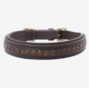 ปลอกคอสุนัขหนังพิเศษทำด้วยมือพร้อมหมุดตกแต่งส่วนตัวและกระดุมบุนวมนุ่มผู้ผลิตและผู้ค้าส่ง - Product Image 2