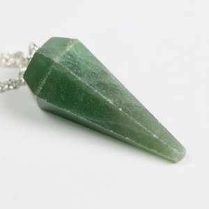 Cristaux de pendule d'amour en aventurine verte polie en vrac, chaîne en argent, pierre de guérison naturelle, Reiki, radiesthésie, méditation, équilibre énergétique - Product Image 4