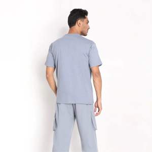 Ensemble coordonné imprimé confortable et à la mode pour hommes-Idéal pour les vêtements décontractés et les événements en plein air-Tissu de haute qualité - Product Image 3