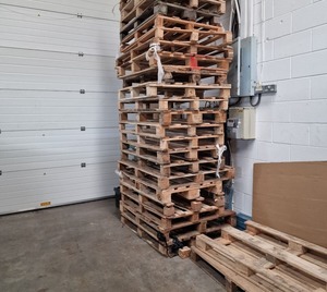 Palets Industriales de Madera Maciza de una Cara y 4 Entradas, Usados y Nuevos, al por Mayor, Precio Económico - Product Image 3