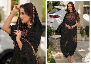Kurti bordado de seda romana pesada con pantalón Dupatta de organza pesada, ropa india y pakistaní con intrincado trabajo - Product Image 4