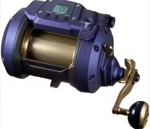 Moulinet de pêche électrique Yamato Sea Wave 1200 à manivelle droite, un nouveau modèle pour les jigues métalliques et plastiques rotatives. - Product Image 1