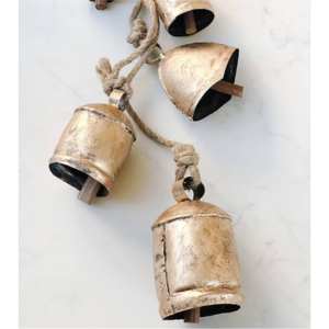 Campanas Navideñas Decorativas de Latón Tallado con Acabado Dorado, Cuerda Ancha Personalizada para Colgar, Decoración Náutica para Árbol de Navidad, Halloween, Fiesta, Hogar - Product Image 4