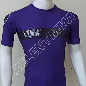 Camiseta personalizada Bjj Rashguard Hombres Rashguard Pantalones cortos Manga Regular-Fit Compresión Rash Guard - Product Image 1