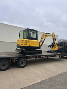 Pelle Sunwardds SWE35UF zero swing 1 tonne, mini pelle DHE3.5D avec Kubota Diesel , 8 accessoires, AC/HEAT 3.5ton - Product Image 4