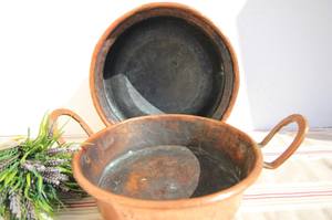 Cazuela de cobre vintage atemporal de calidad premium, perfecta para comidas deliciosas, cocinar y servir con estilo - Product Image 4