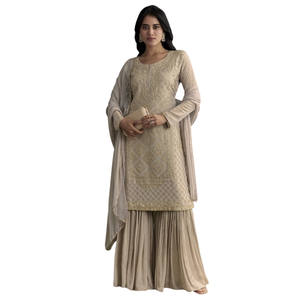 Venta al por mayor gris claro Cutdana Zardosi bordado Kurta con borde festoneado Dupatta para fiesta festiva desgaste Recepción de boda - Product Image 1