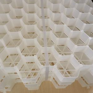 HDPE & PP تصميم صناعي حديث رصف عشب لطريق الحديقة والمناظر الطبيعية وموقف للسيارات في الهواء الطلق شبكة عشب بلاستيكية - Product Image 2