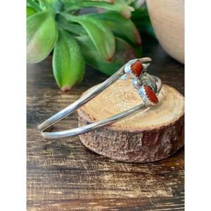 Vintage Navajo Coral <b>Sterling</b> <b>Silver</b> <b>Cuff</b> <b>Bracelet</b> - Product Image 3