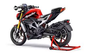 En stock : Motos de sport Apache RTR310 2025 disponibles à la vente et prêtes à l'exportation - Product Image 2