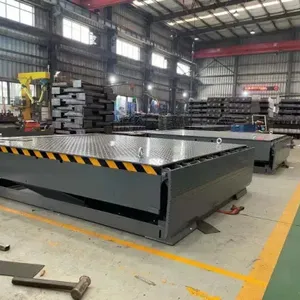 Top Bestseller 12 Ton Hydraulische Dock Leveler Laadklep Voor Vrachtwagen Gewoon Product Magazijn Logistiek En Fabriek In Vietnam Nam