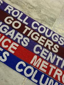 Correa de cuentas multicolor de primera calidad con diseños modernos diseñada para realzar con estilo tu bolso de mano o bandolera favorito. - Product Image 6