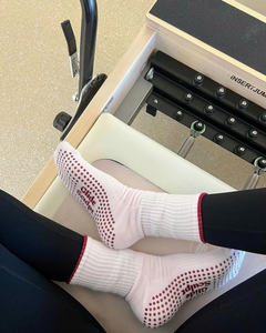 Calcetines Deportivos Antideslizantes con Agarre en el Empeine, de Algodón Elástico, Transpirables, Cómodos, para Yoga, Pilates, Fitness, Ejercicio en Interiores - Product Image 6