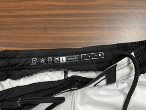 กางเกงขาสั้นสำหรับต่อสู้ไมโครสเตรชท์ MMA แบบพรีเมี่ยมผ้าไมโครสเตท์ออกแบบโลโก้ได้ตามต้องการ - Product Image 3