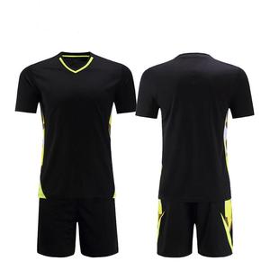 Maillot et short avec impression de logo Vêtements de football pour le football Uniformes de football personnalisés de haute qualité Sublimation rapide - Product Image 1