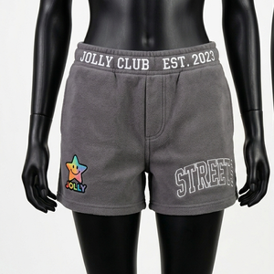 Shorts morados de mezcla de algodón grueso de 380 GSM con apliques bordados y logotipo personalizado para mujer - Product Image 3