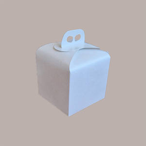 10 Uds. Caja de regalo de cartón blanco para 1kg Panettone suministros de vacaciones de Navidad con gráficos de efecto de cuero 200x200H180mm - Product Image 1