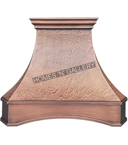 Hotte murale sur mesure en cuivre antique, fabriquée à la main, avec finition brossée martelée en laiton antique - Product Image 1