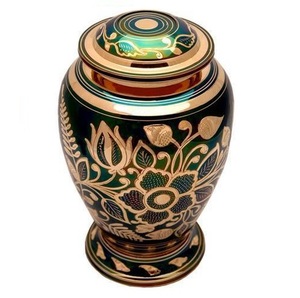 Fabriquées en Inde Urnes de crémation Urnes de souvenir en aluminium de superbe qualité disponibles à des prix pratiques Urnes - Product Image 4