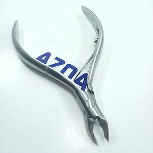 กรรไกรตัดหนังสแตนเลสพร้อมสปริงเดี่ยวเพื่อการดูแลเล็บที่แม่นยำ ทนทาน คม และใช้งานง่ายสำหรับการทำเล็บ - Product Image 4