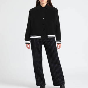 OEM personnalisé Vintage College Baseball Varsity Jacket pour les femmes broderie Letterman Style personnalisé en cuir manches Varsity Jacket - Product Image 2