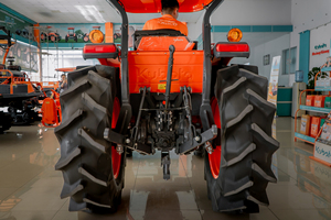 Tractor Agrícola Multifuncional Kubota L5228DT 4x4 de 52HP con Sistema PTO - Product Image 5