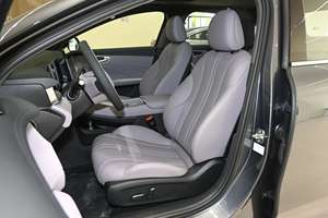 Roewe M7 DMH 2025 Edición Comfort 160km Híbrido Automático Turbo Sedán R17 Euro VI Asientos Oscuros Luces LED - Product Image 2