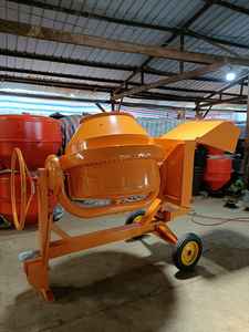 VENTE CHAUDE Vietnam Haute Qualité Portable Diesel Électrique Essence Mobile bétonnière-2 à 4 roues type - 200L à 520L - Product Image 3