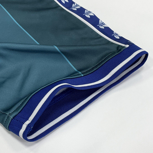 Jersey de fútbol Retro de equipo juvenil personalizado de alta calidad Jersey de fútbol de retazos con técnica de corte automatizado de servicio OEM - Product Image 6