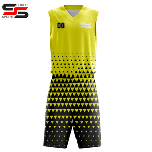 Ensemble d'uniformes de basketball personnalisés de haute qualité, logo brodé, maillot et short de basketball réversibles - Product Image 4