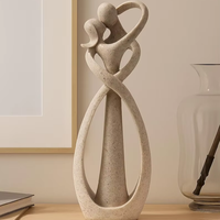 Figurine d'amoureux abstraite et géométrique sculptée à la main en bois naturel, écologique, durable, style Art déco, décoration de table pour la maison