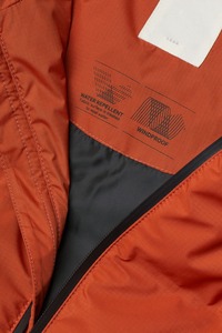 Factory Price Winter <b>Padding</b> Coat <b>Waterproof</b> Bubble <b>Jacket</b> for Women Puffer Shinny <b>Jackets</b> 2025 Customized Design Easy to Wear - Product Image 5