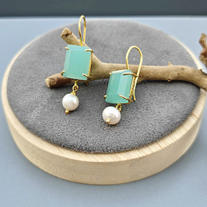 Pendientes colgantes chapados en oro, con calcedonia acuática y perla redonda, ligeros, para fiestas. - Product Image 5