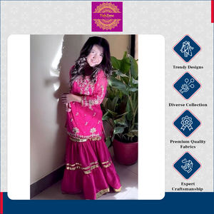 Vêtements de créateur de qualité supérieure vêtements indiens pakistanais tendance haut en fausse georgette lourde ensemble de costumes Kurti Sharar avec Dupatta - Product Image 5