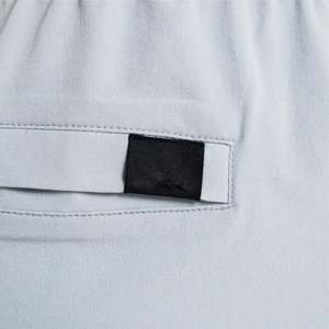 Pantalones grises clásicos: estilo elegante con dobladillo abierto con cómoda cintura híbrida y bolsillos funcionales - Product Image 4